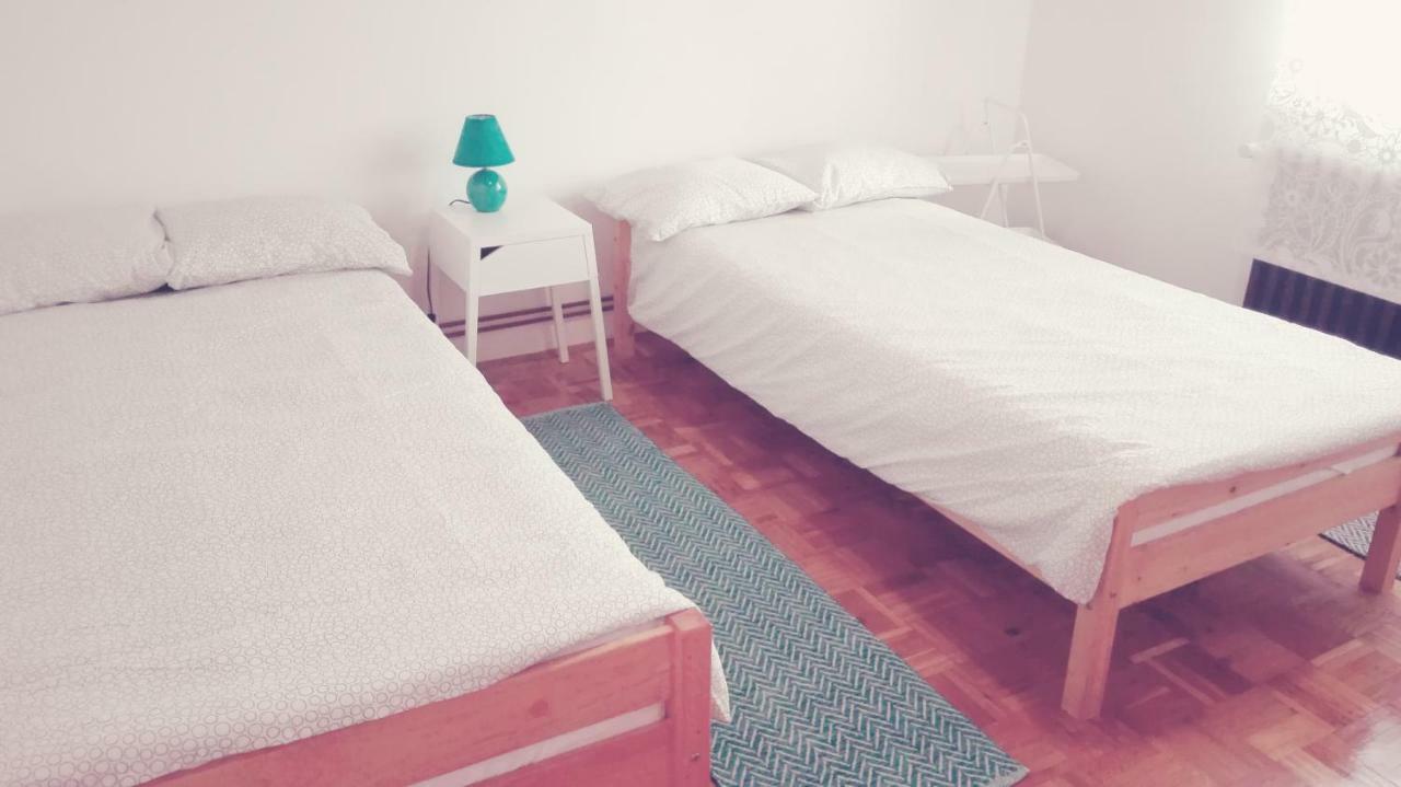 Apartamento Voyage Varaždin Exterior foto